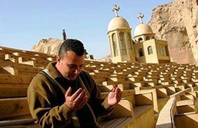 Se registra ola de asesinatos de cristianos coptos en Egipto