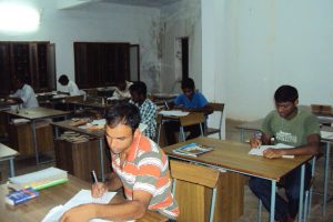 Proyecto: Un minibús para un seminario mayor en la India