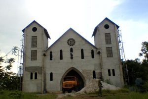 Se edifica con apoyo de ACN la Catedral de Basankusu en el Congo