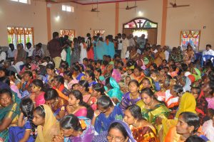 India: Inauguración de una capilla en el pueblo de West-Vipparu