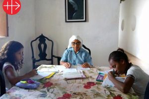 Ayuda al sustento para 12 religiosas ancianas y enfermas