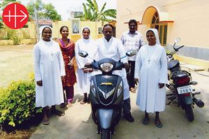 Historia de éxito: Cuatro motocicletas para la atención pastoral y social a los creyentes de la Diócesis de Eluru