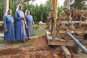 India: Un pozo para un internado de religiosas