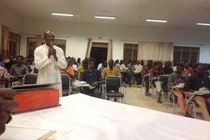 Burkina Faso: Ayuda a la formación de 61 futuros sacerdotes afectado por el terror islamista