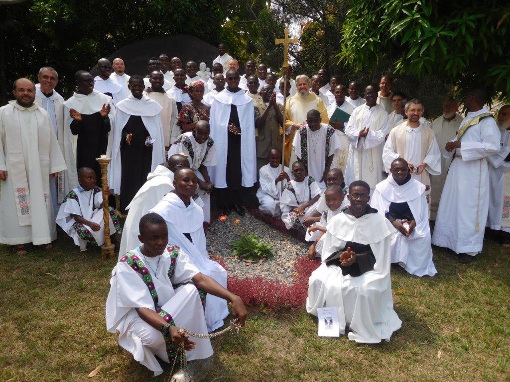 Ayuda a la formación para 38 jóvenes Carmelitas en República Centroafricana y Camerún