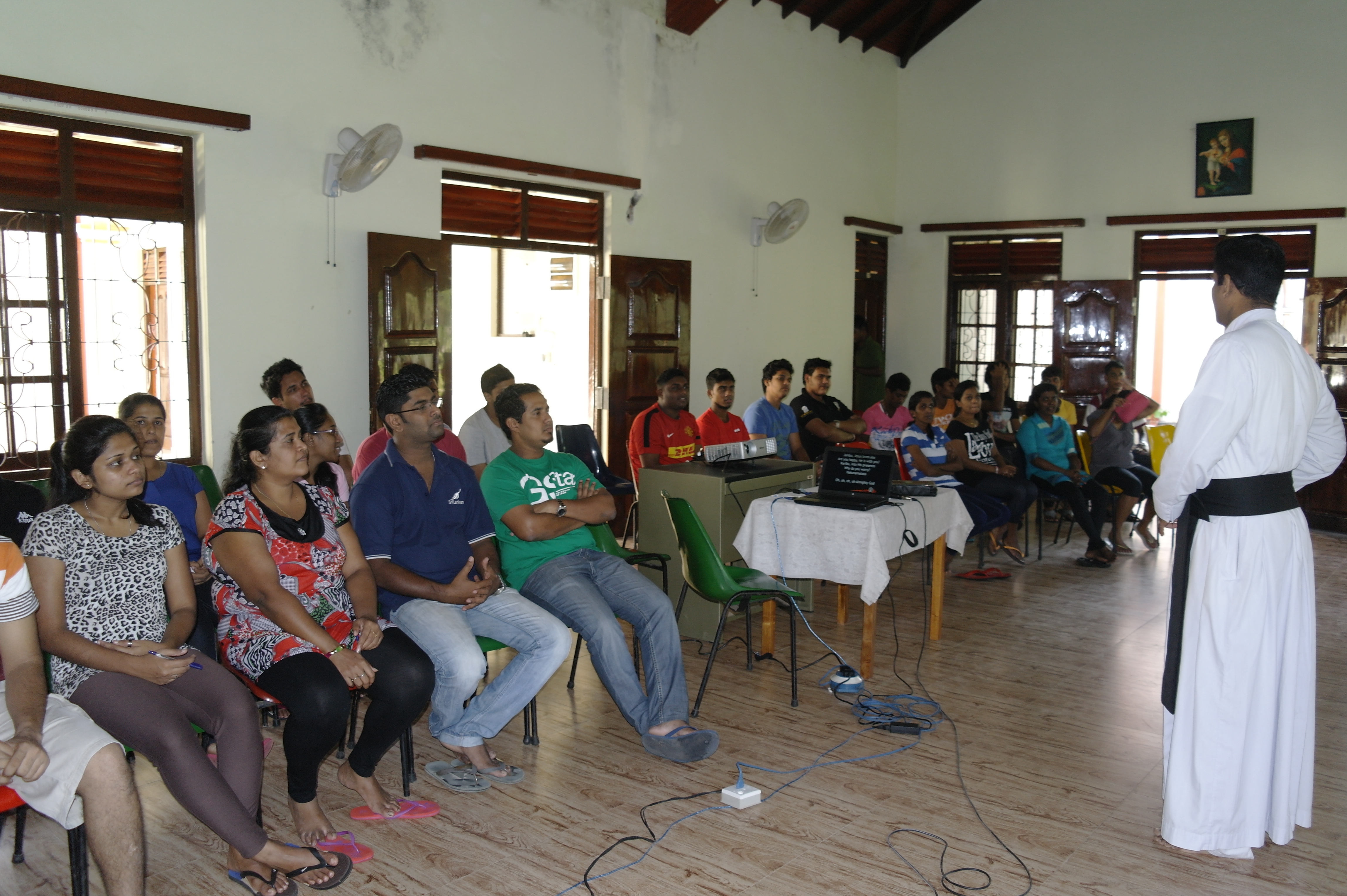 Sri Lanka: Cursos de formación continua para la pastoral en situaciones traumatizantes para sacerdotes, religiosas y laicos