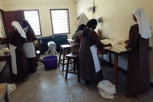 RDC: Ayuda al sustento para 18 religiosas contemplativas