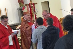 Ucrania: Un equipo de megafonía para la parroquia