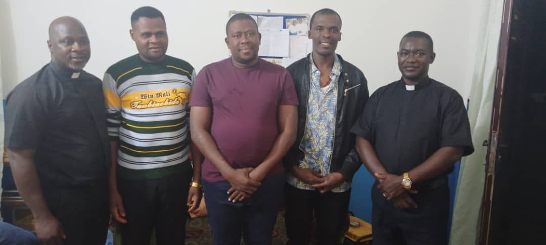 Iglesia en Nigeria celebra la liberación de seminaristas secuestrados