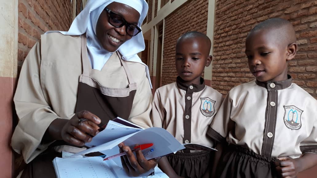 Misioneras carmelitas en Burundi: “madres” de la reconciliación   