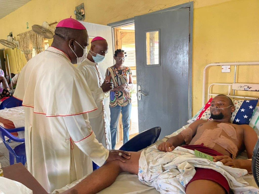 Un ataque terrorista en Nigeria convierte la misa de Pentecostés en un baño de sangre