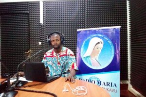 República Democrática del Congo: Equipo técnico para la emisora Radio María