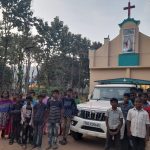 India: Un coche para religiosas