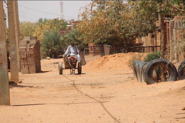 Sudán: “No podemos salir de casa y nos falta agua, electricidad y alimentos”