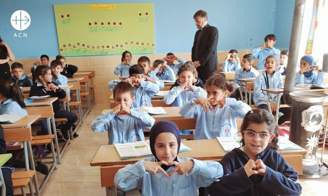 Medio oriente: Menos escuelas católicas equivalen a más extremismo