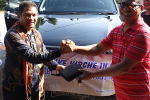 Indonesia: Un vehículo para una parroquia de la isla de Sumba