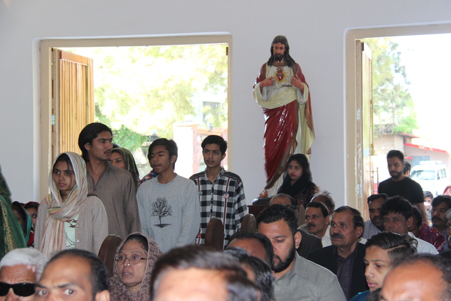 Iglesia con imagen del Sagrado Corazón
