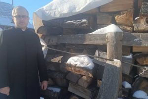 Calor invernal para 18 parroquias en Ucrania