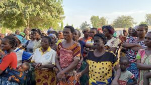 Nigeria. Residentes de un campamento de refugiados en Guma.
