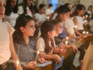 Un millón de niños rezando el Rosario 2025.